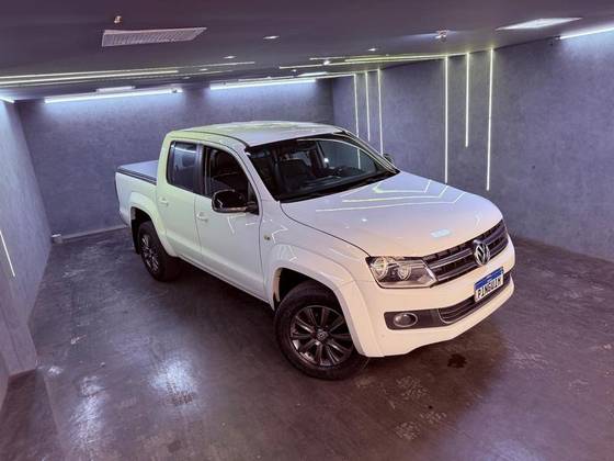 VOLKSWAGEN AMAROK 2.0 HIGHLINE 4X4 CD 16V TURBO INTERCOOLER DIESEL 4P AUTOMÁTICO